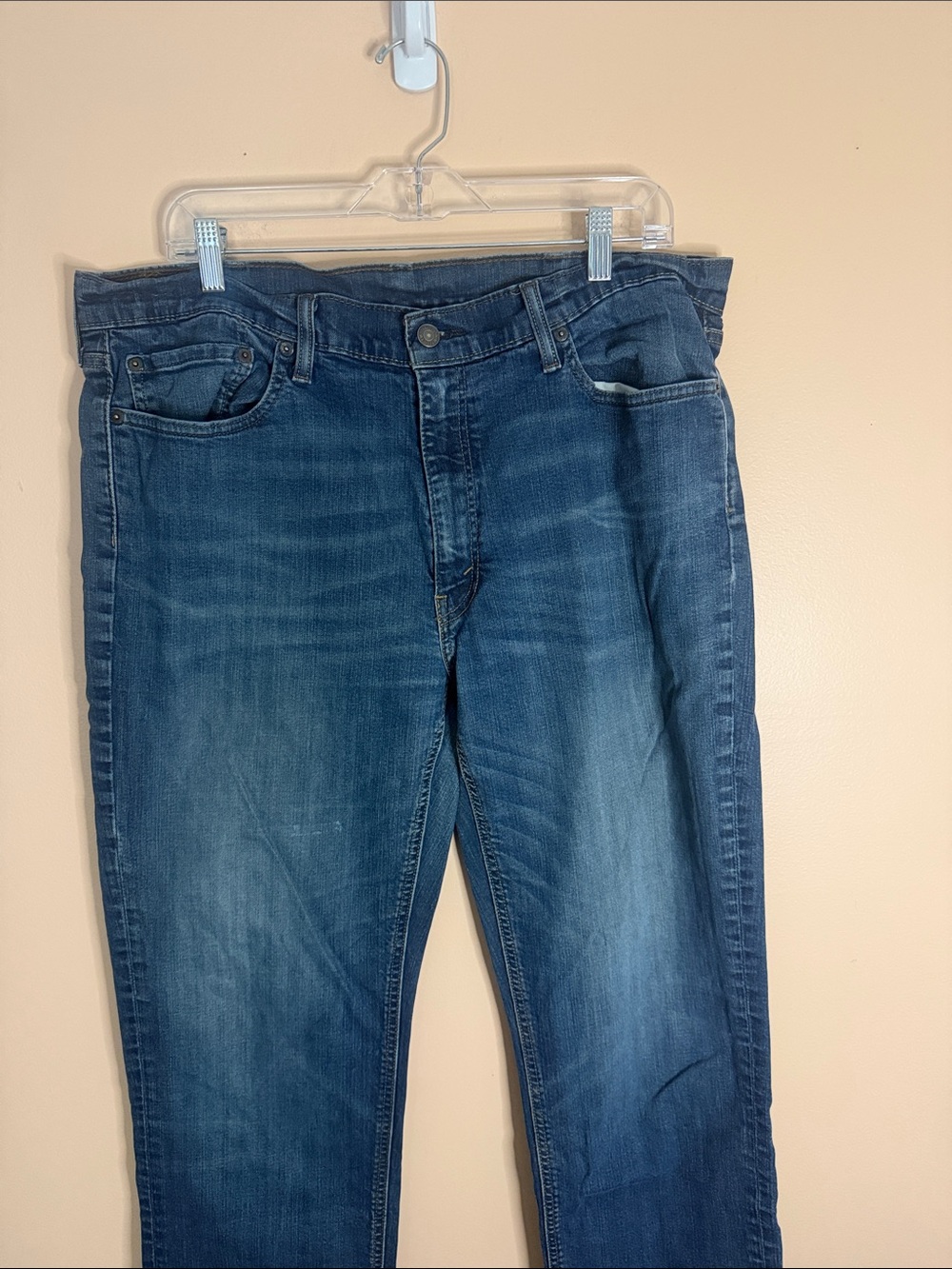 Levi's Men's Faded Blue Straight Jeans